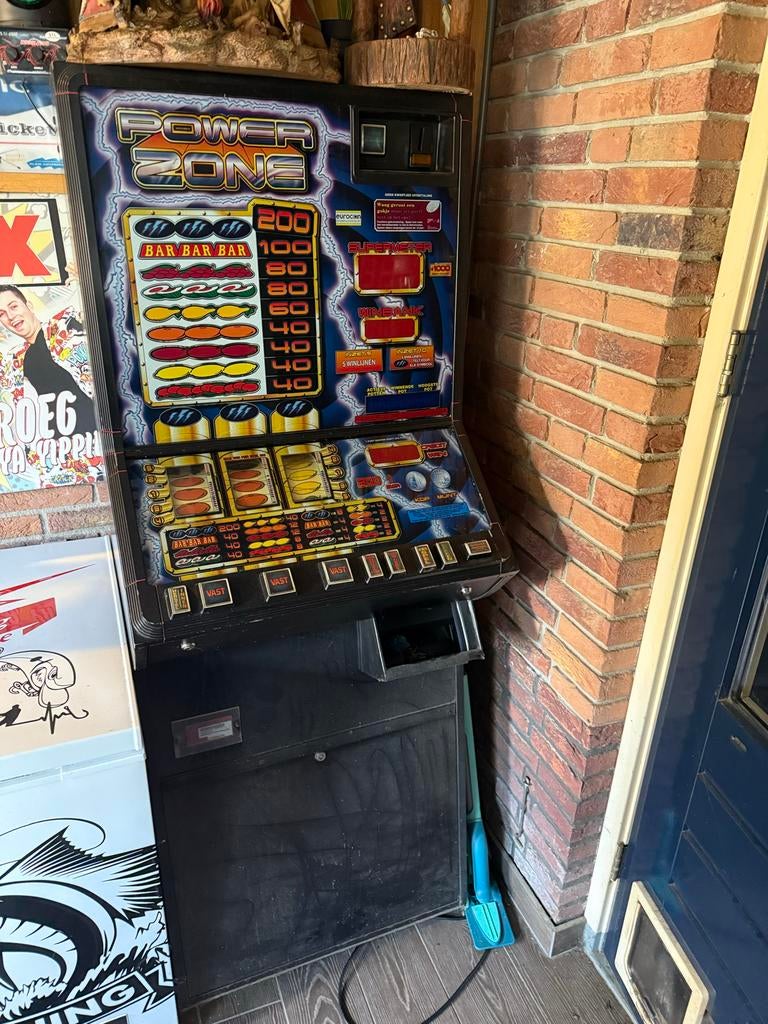 Gokautomaat Power Zone - Klassieke Fruitautomaat, Euro, Ophalen, Gebruikt