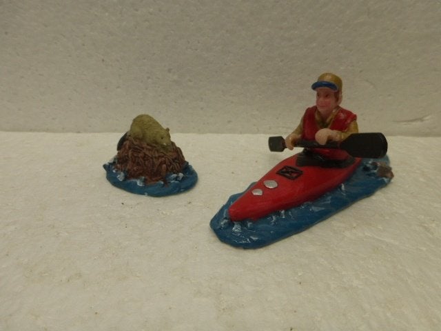 lemax Hello there kerstdorp poppetjes boot kano accessoires, Diversen, Kerst, Ophalen of Verzenden, Zo goed als nieuw