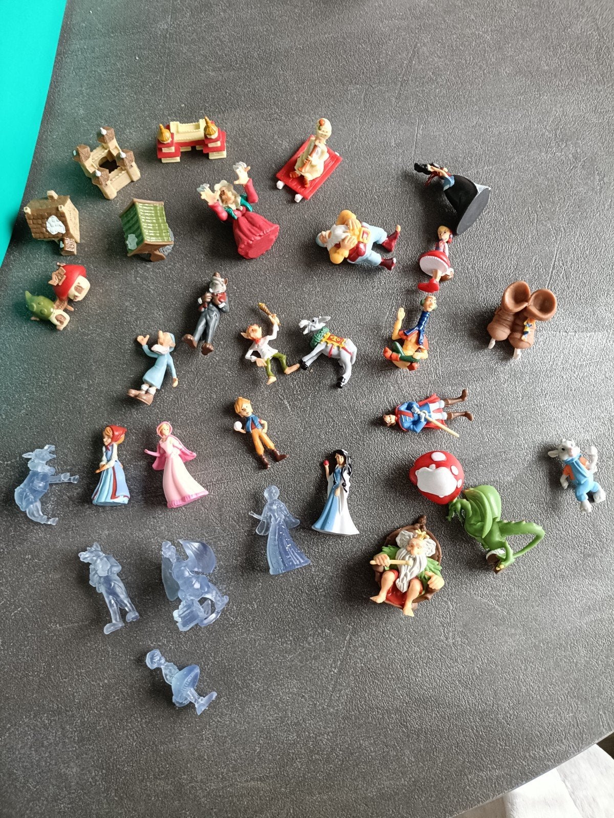 Efteling winter poppetjes, Verzamelen, Ophalen of Verzenden, Zo goed als nieuw