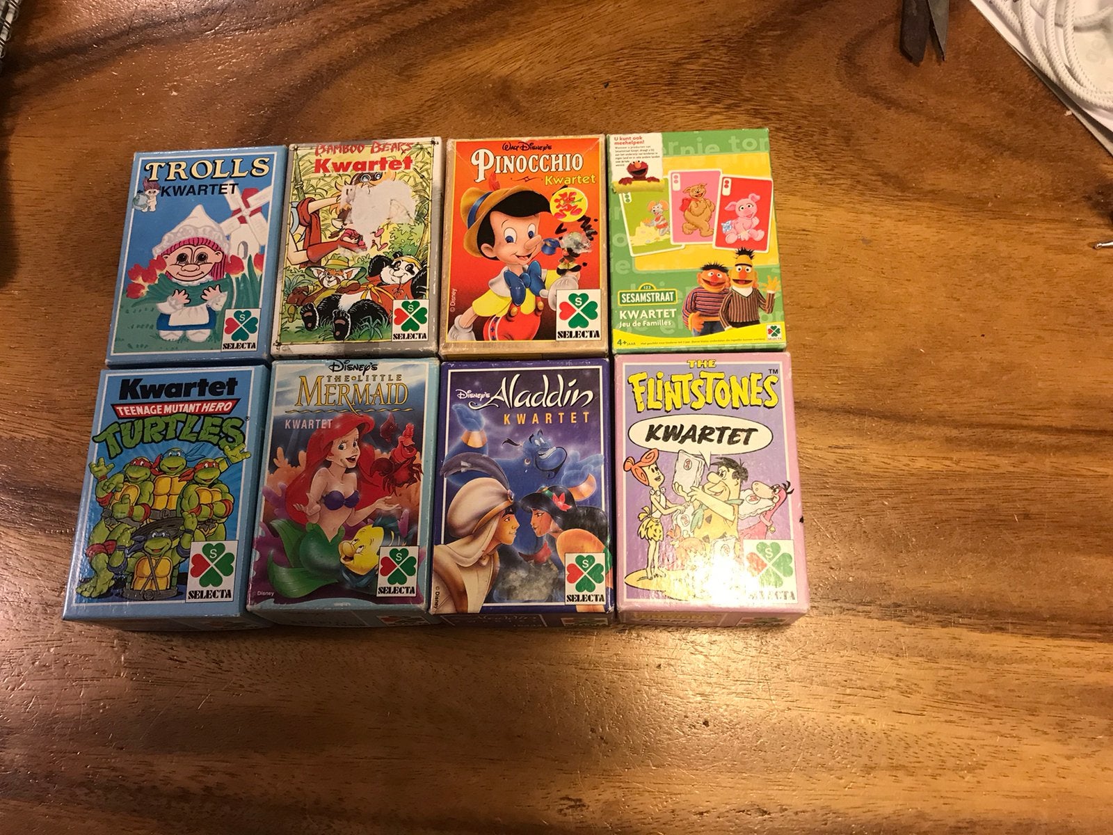 8 kwartetten,select,Flintstones Alladdin,pinocchio,etc., Verzamelen, Ophalen of Verzenden, Gebruikt