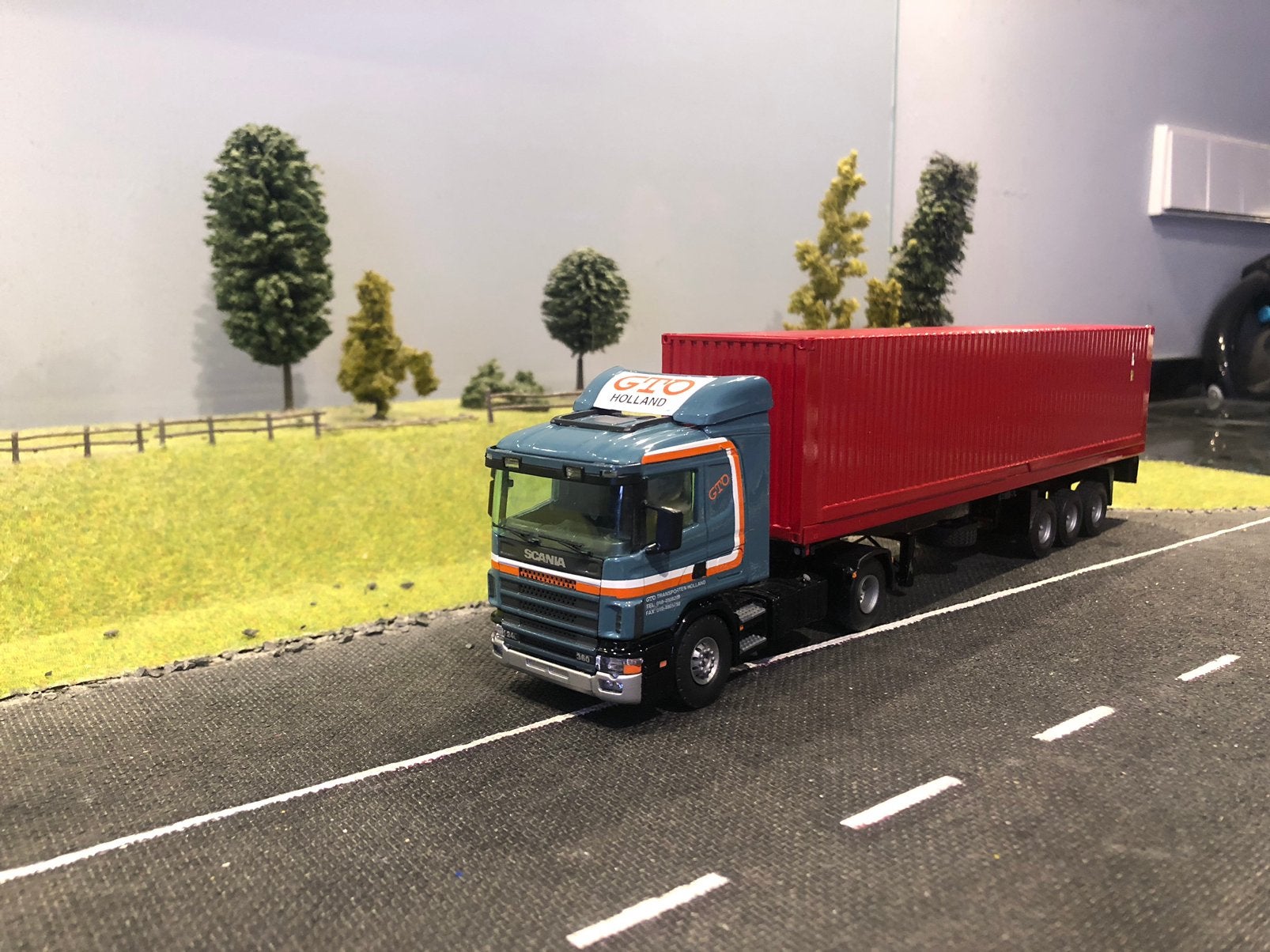 Scania 124 met container chassis en container van GTO, Ophalen of Verzenden, Zo goed als nieuw, Bus of Vrachtwagen, Tekno
