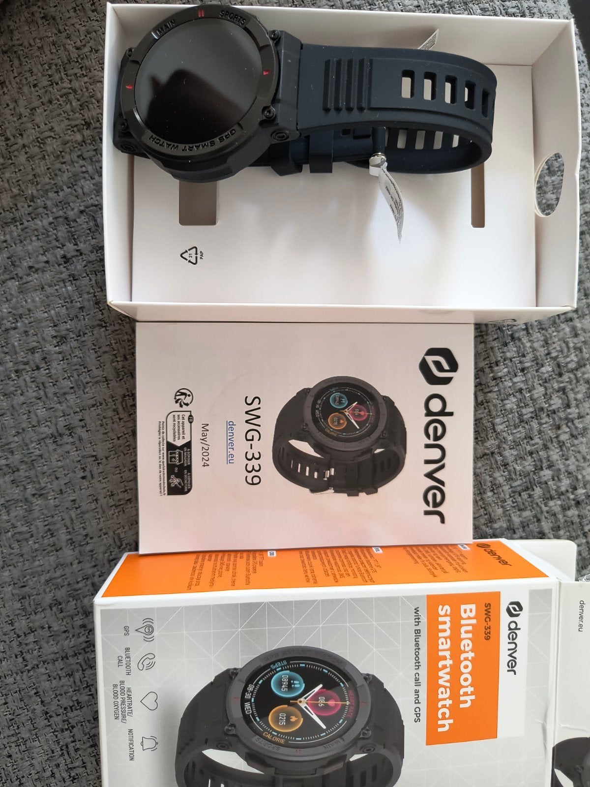 Smartwatch nieuw, Sieraden, Tassen en Uiterlijk, Sporthorloges, Ophalen of Verzenden, Nieuw, Zwart, Android