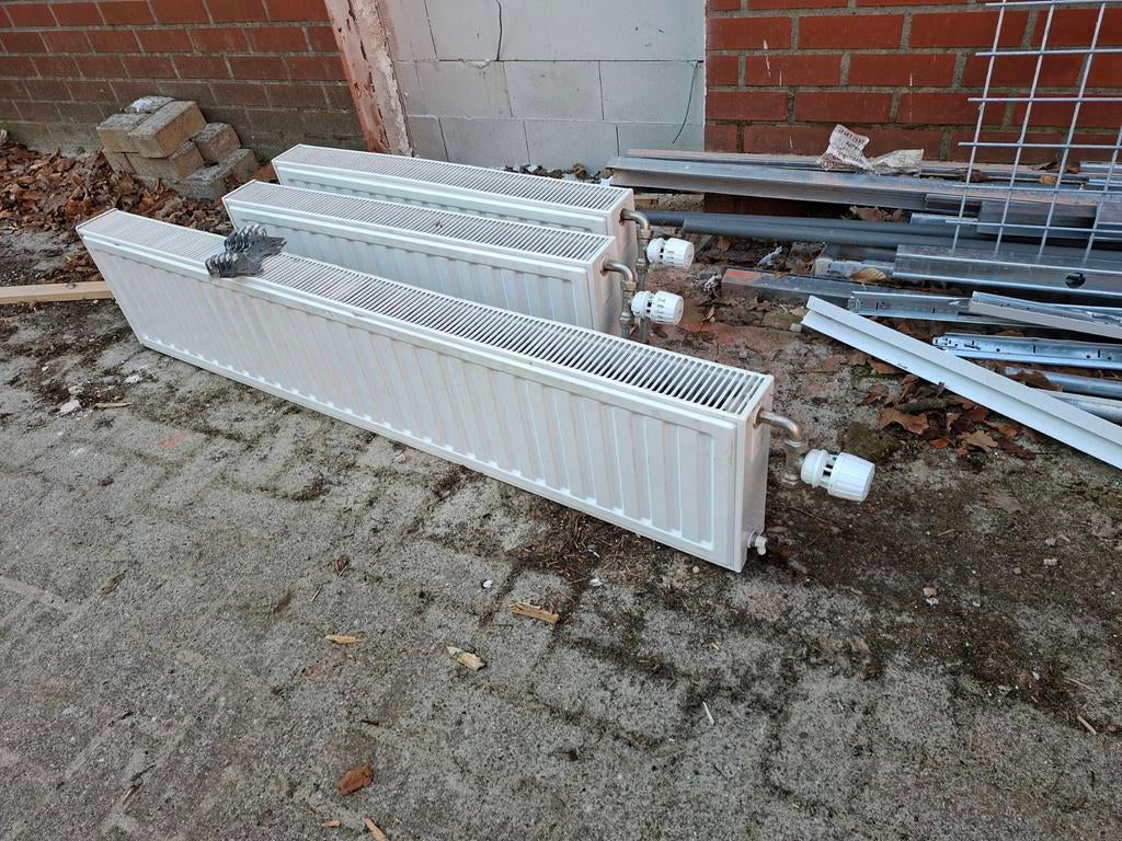 Gebruikte radiatoren - diverse maten beschikbaar, Ophalen, 30 tot 80 cm, Gebruikt, Radiator