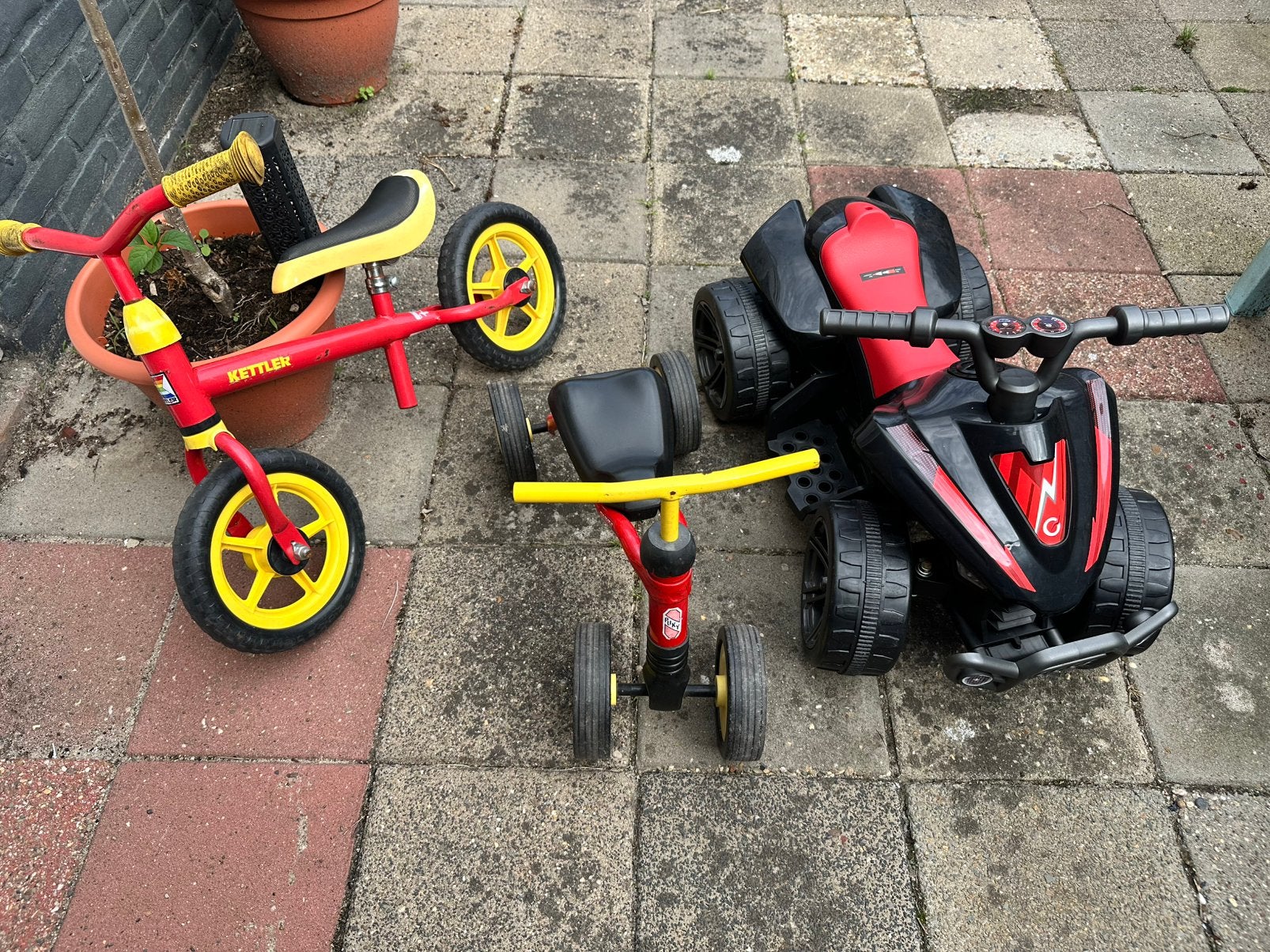 Diverse loopfietsen en quad, Ophalen, Gebruikt, Overige typen