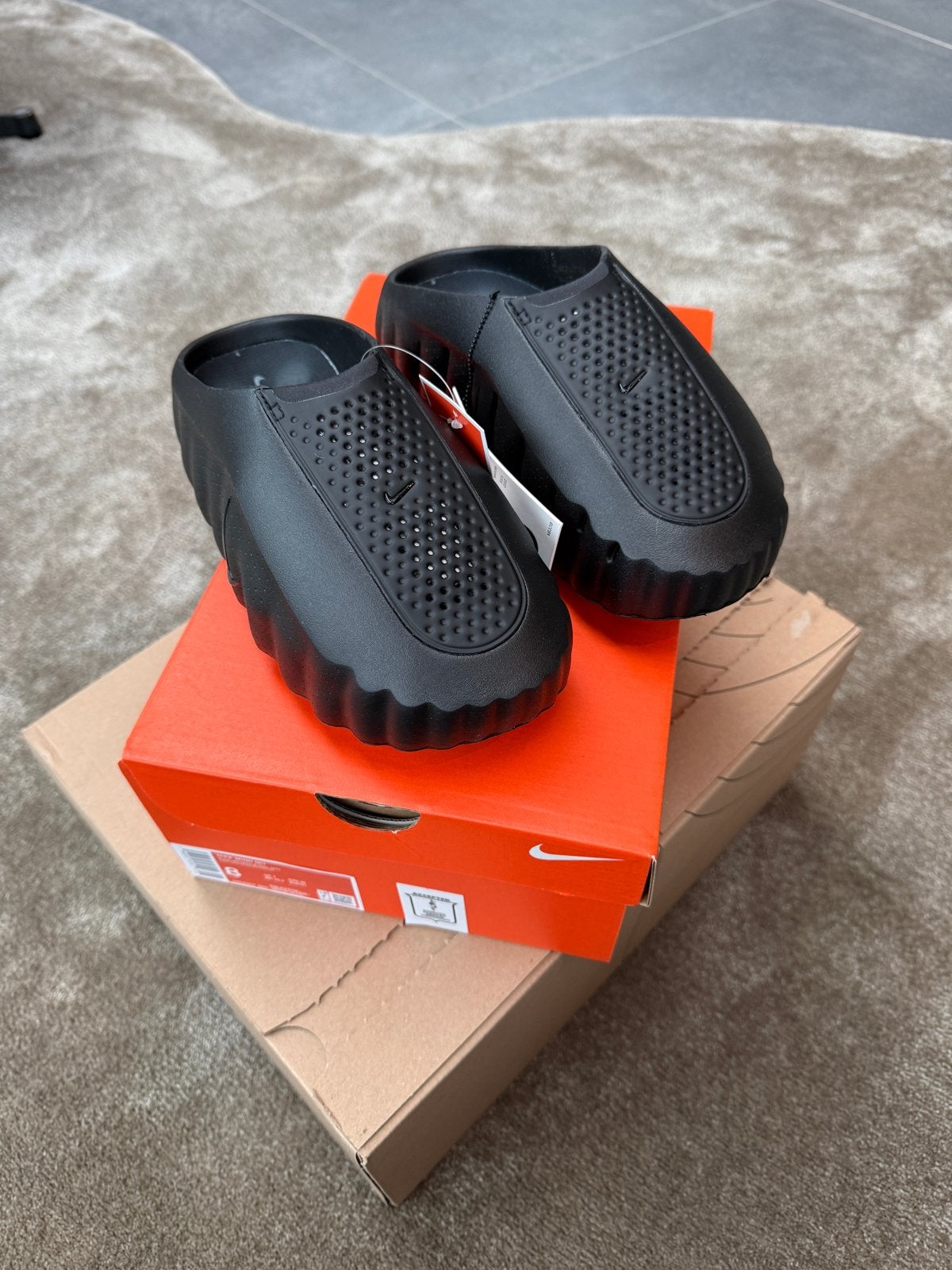 Nike Mind001 - Zwart - Nieuw in doos, Ophalen of Verzenden, Nieuw, Zwart, Slippers