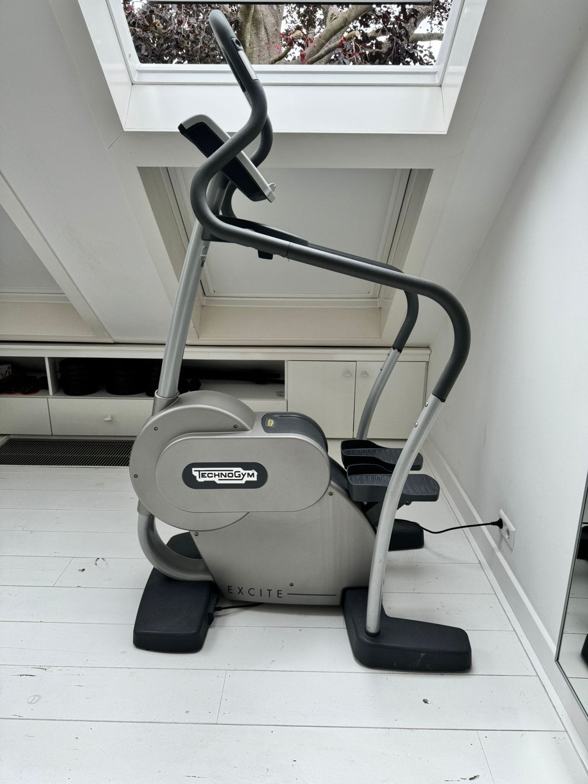 Technogym Excite 700i stepapparaat professional, Ophalen, Zo goed als nieuw, Krachtstation