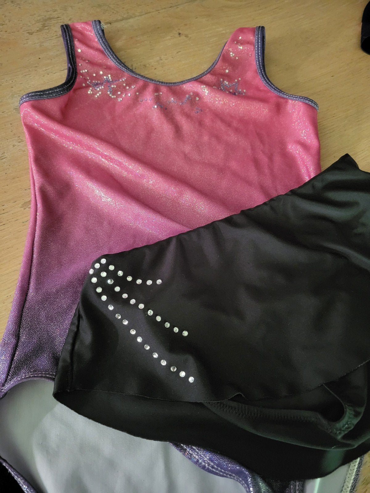 Turnpakje incl broek/rokje, Sport en Fitness, Turnen, Gebruikt, Roze, Turnpak(je), Kindermaat 122 t/m 140