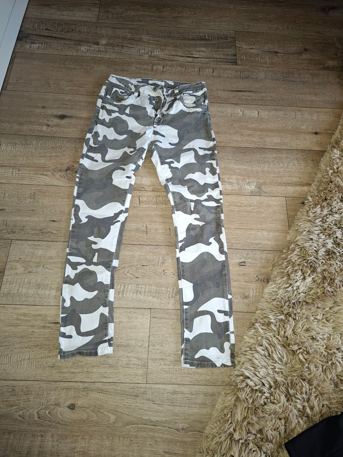 Jewelly Camouflage Broek Maat S/36, Jewelly, Ophalen of Verzenden