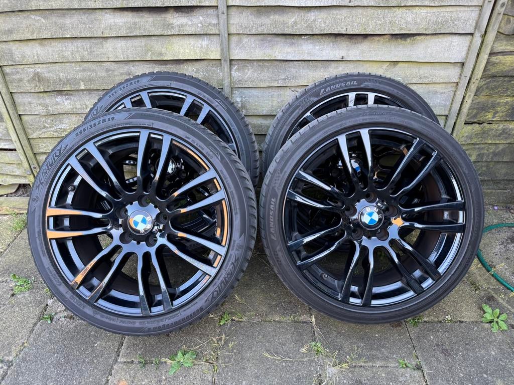 BMW 403M OEM+ velgen ORIGINEEL 19” BREEDSET met banden!, 255 mm, Banden en Velgen, Nieuw, Personenwagen