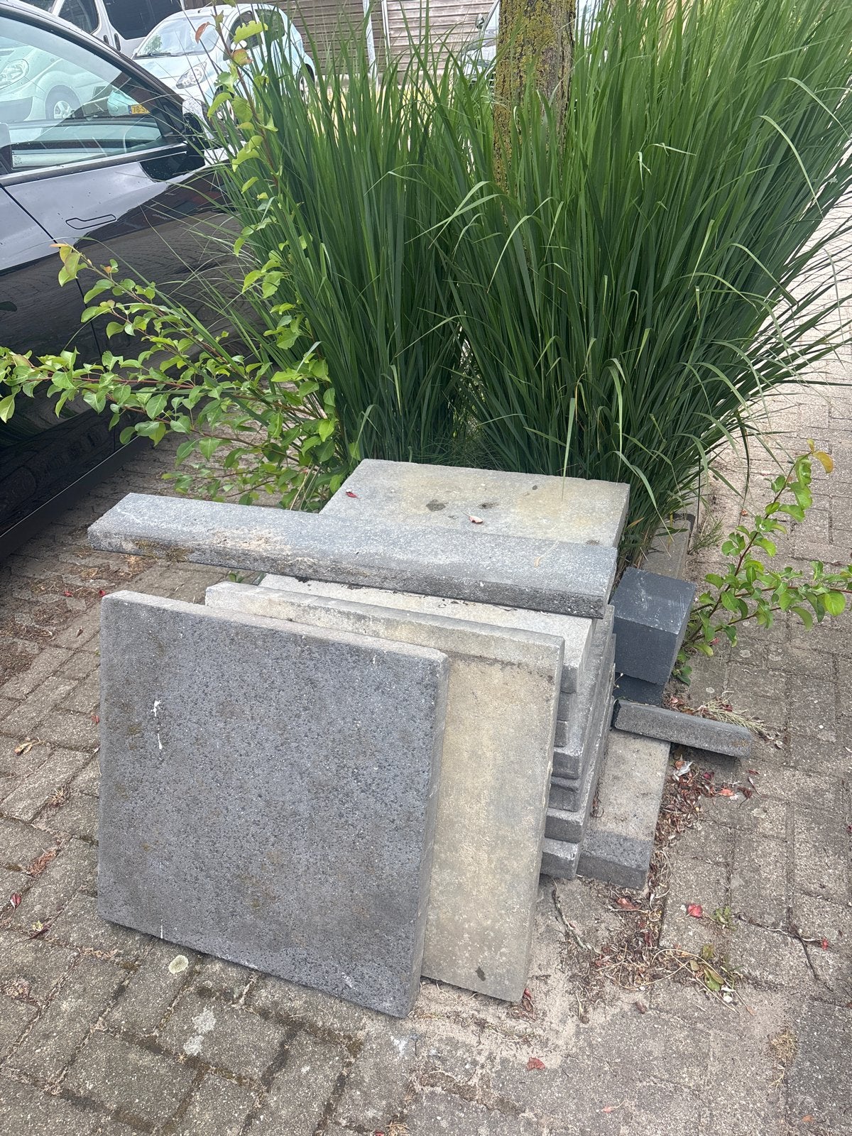 Gratis Ophalen: Diverse Gebruikte Terrastegels en Klinkers, Tuin en Terras, Tegels en Klinkers, Ophalen, Gebruikt, Klinkers, Minder dan 5 m²