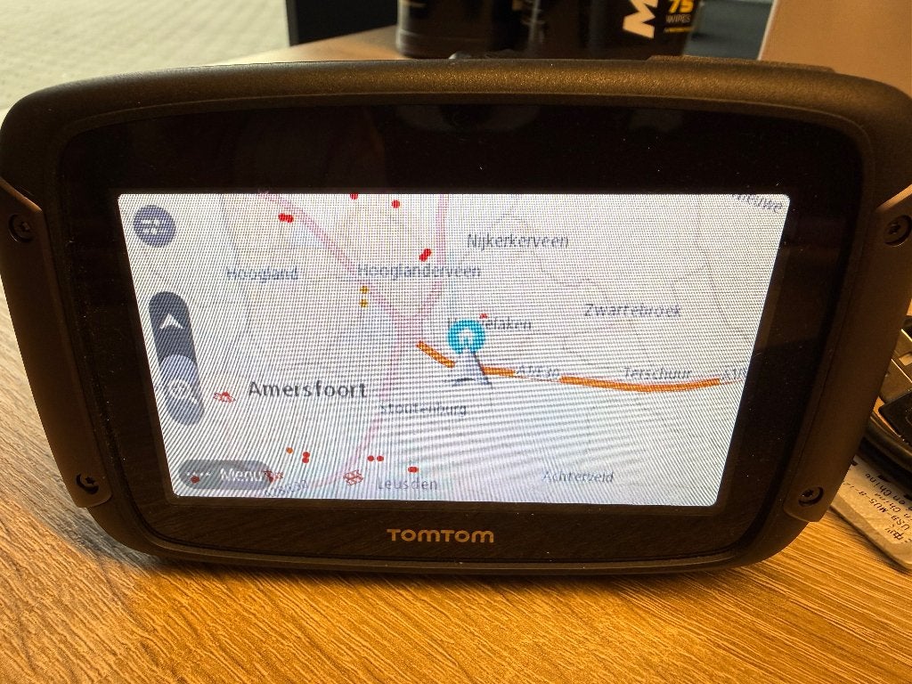 TomTom navigatiesysteem (weinig gebruikt), Ophalen of Verzenden, Zo goed als nieuw
