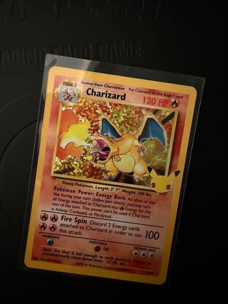 Charizard Celebrations 4/102, Ophalen of Verzenden, Zo goed als nieuw