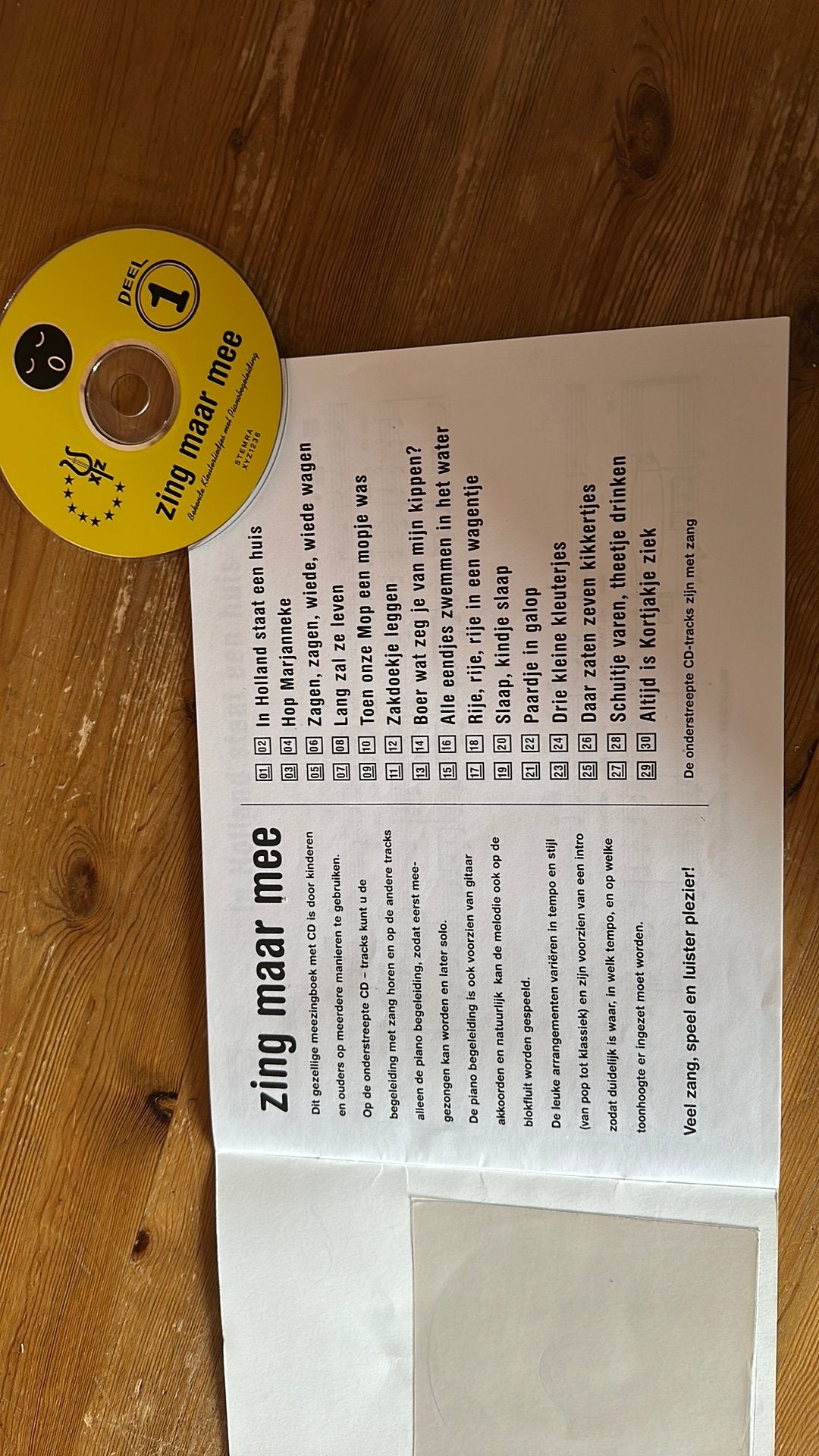 Piano kleuterliedjes met cd, Muziek en Instrumenten, Ophalen of Verzenden, Zo goed als nieuw, Les of Cursus, Piano