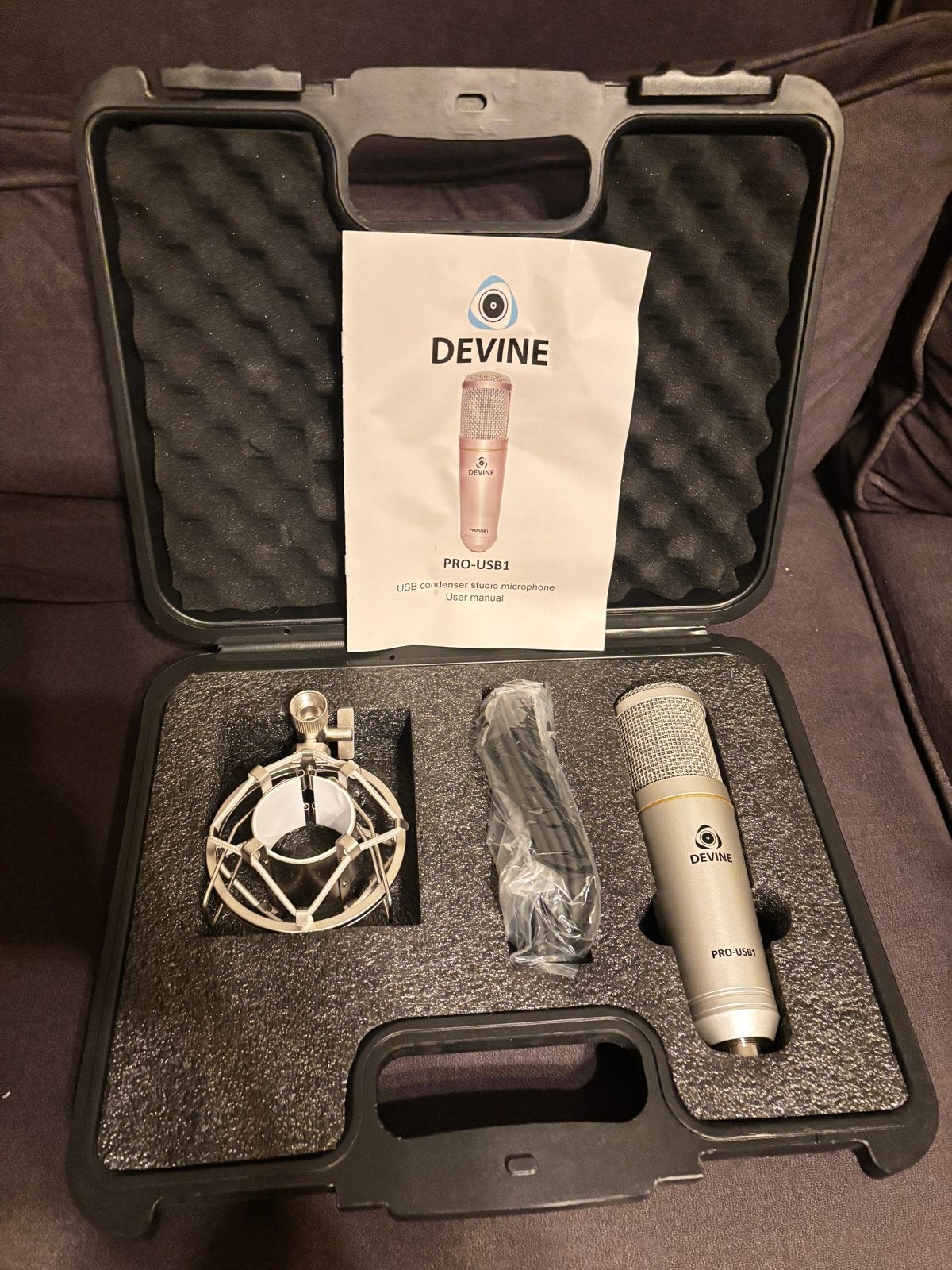 Devine PRO-USB1 Studio Microfoon met USB-aansluiting + Case, Ophalen of Verzenden, Nieuw, Studiomicrofoon