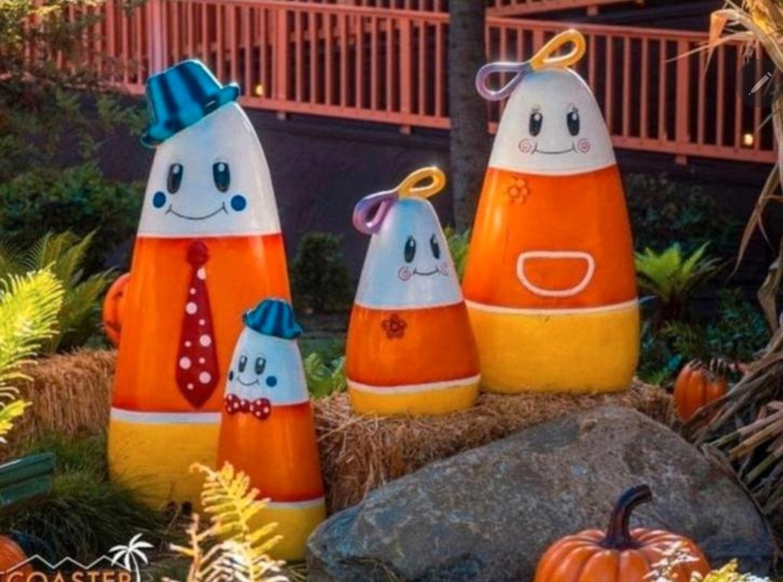 Candy Corn beelden Halloween-decoratie, Antiek en Kunst, Antiek | Woonaccessoires, Ophalen