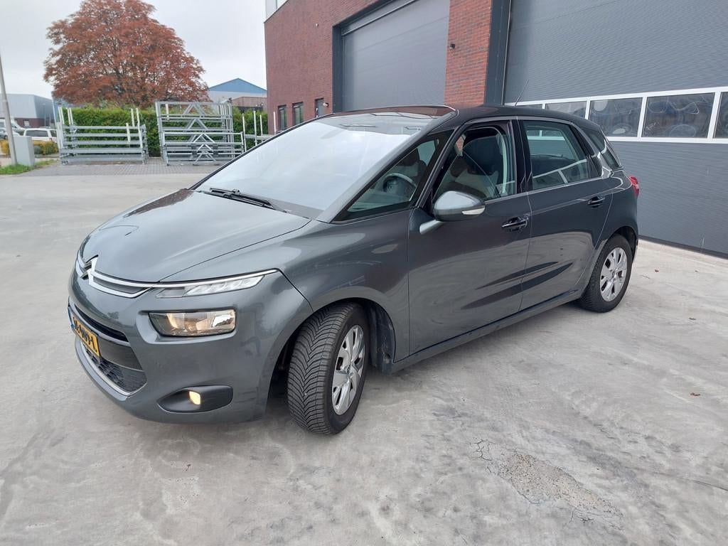 Citroen C4 Picasso 1.2 PureTech Selection Airco/ECC Navigati, Voorwielaandrijving, Stof, Gebruikt, Euro 6