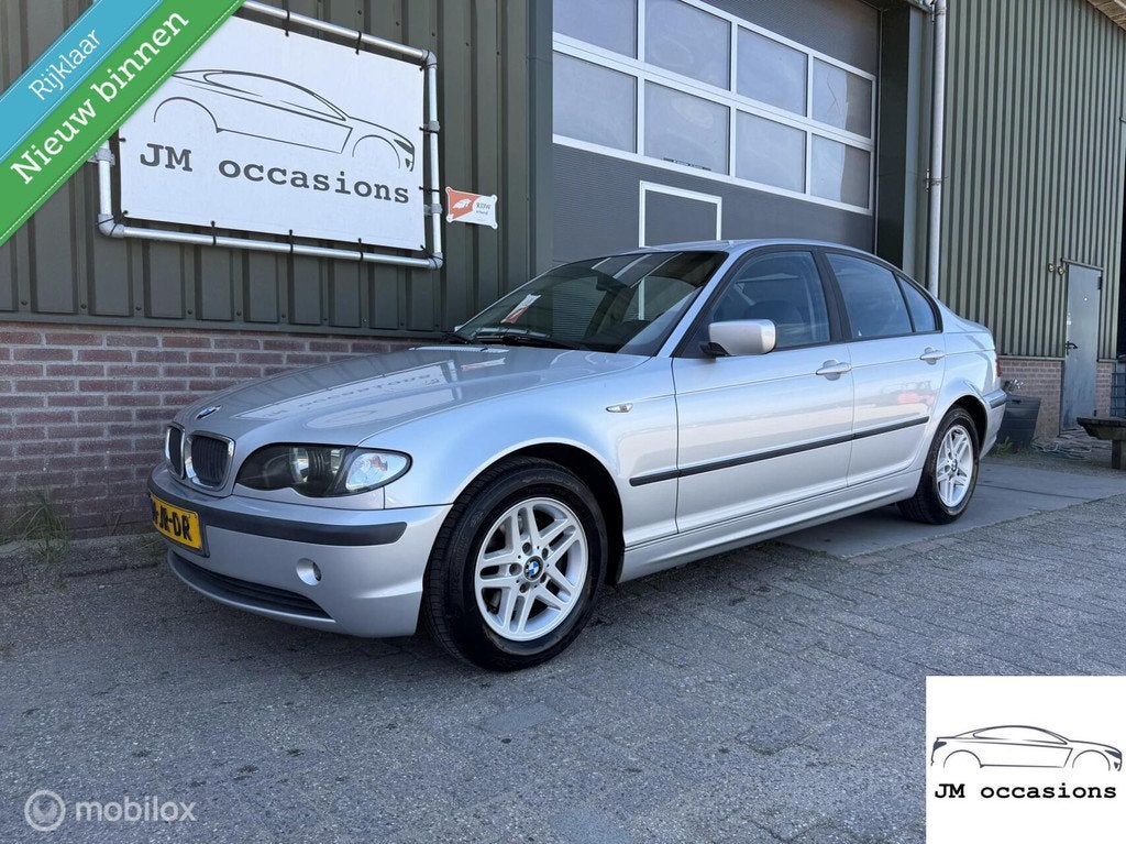 BMW 3-serie 316i Executive|Airco|Bluetooth|APK 8-2026, Auto's, BMW, Achterwielaandrijving, 4 cilinders, Bedrijf, Handgeschakeld