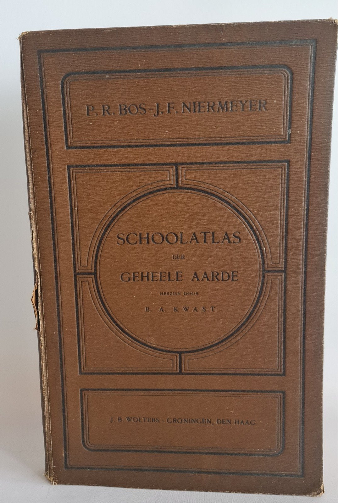 Bos-Niermeyer Schoolatlas der Geheele Aarde 1925, Boeken, Atlassen en Landkaarten, Ophalen of Verzenden
