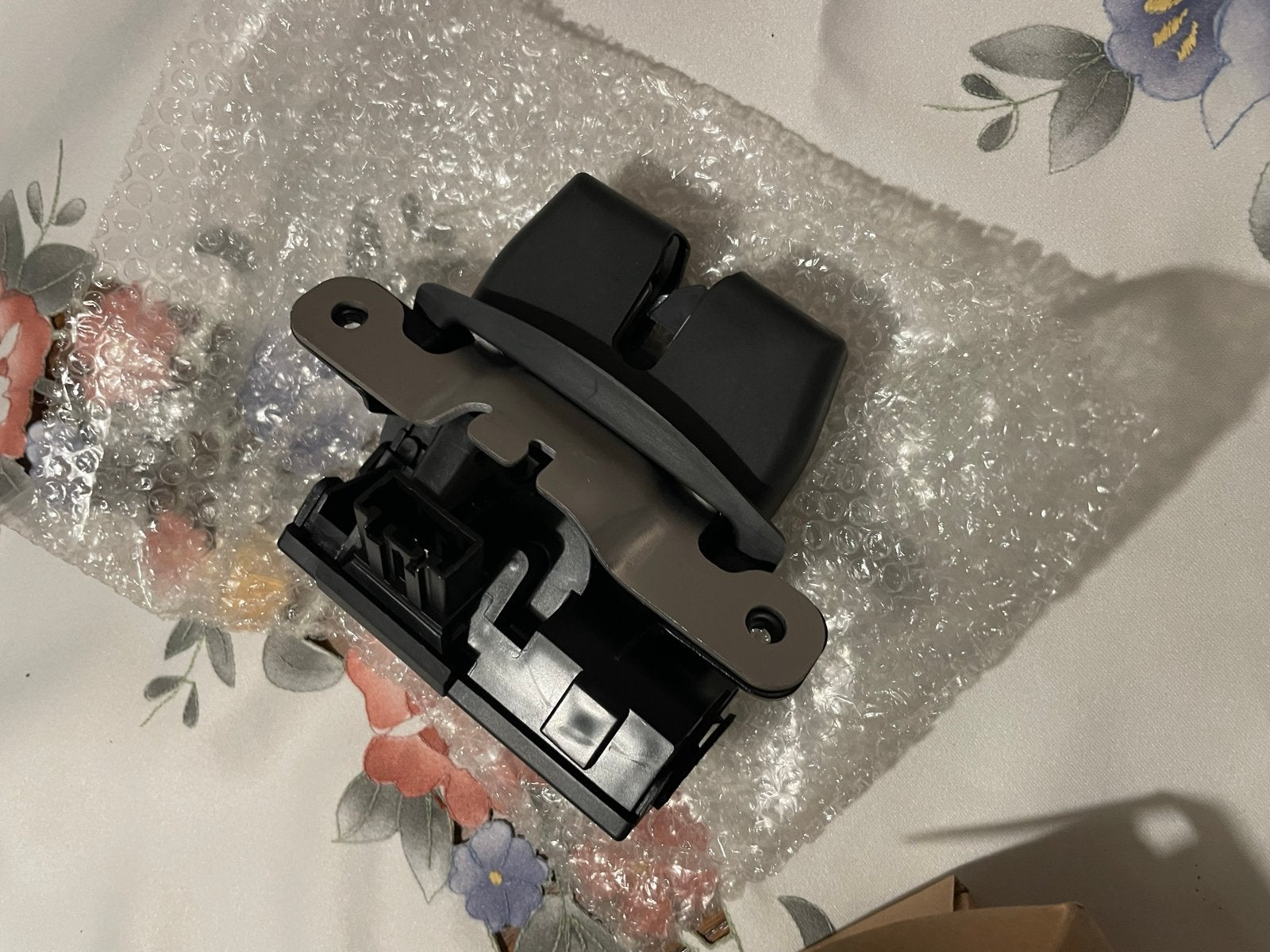 Nieuw kofferdeksel slot Ford Fiesta MK7, Achterklep, Nieuw, Ophalen of Verzenden, Ford