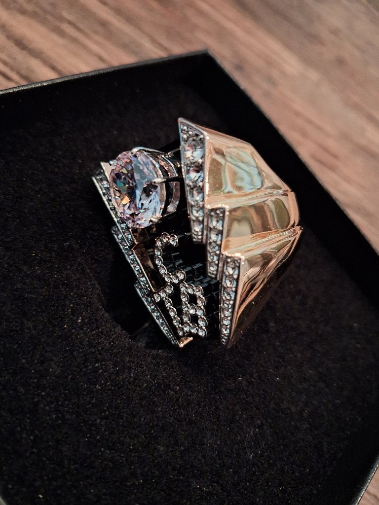 Elvis presley TCB ring 18k gold plated, Ophalen, Nieuw, Overige typen