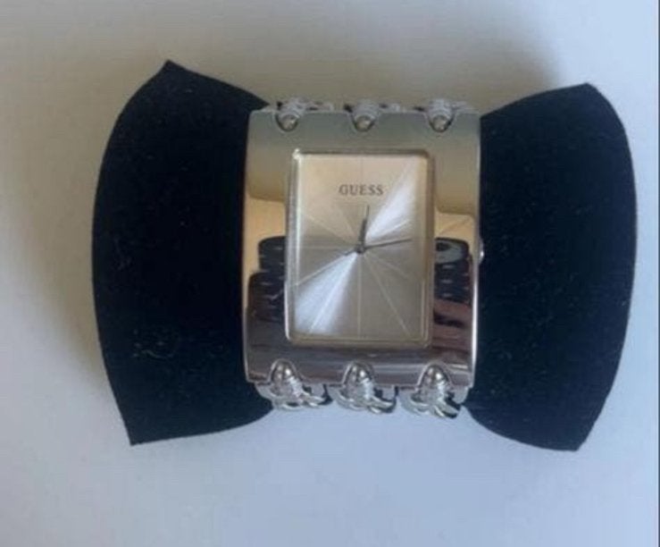 Prachtig stijlvol Guess horloge dames, Ophalen of Verzenden, Zo goed als nieuw