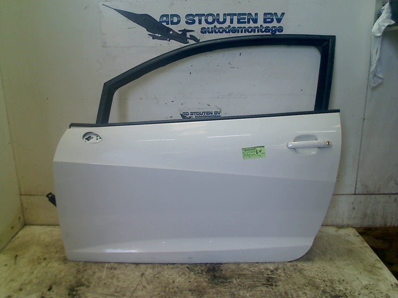 Portier Links Seat Ibiza IV SC (6J1) (2008-07/2011-05), Service@seat.de, Seat, Seat Deutschland GmbH, Gebruikt
