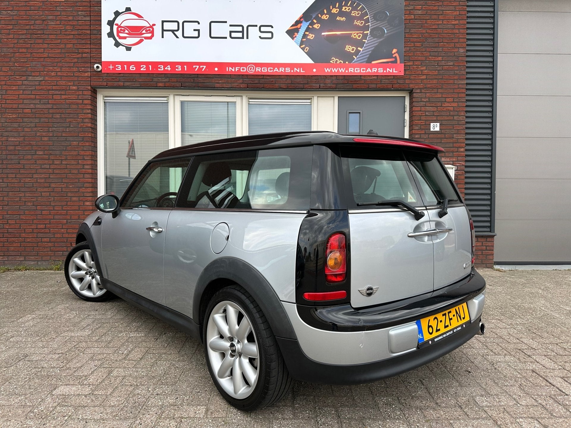 Mini Mini Clubman 1.6 Cooper Pepper / Navi / Carplay / 17inc, Voorwielaandrijving, Stof, Gebruikt, 4 cilinders
