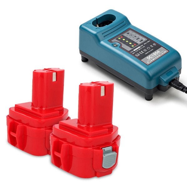 Makita 12 volt accu’s en lader, Ophalen, Gebruikt