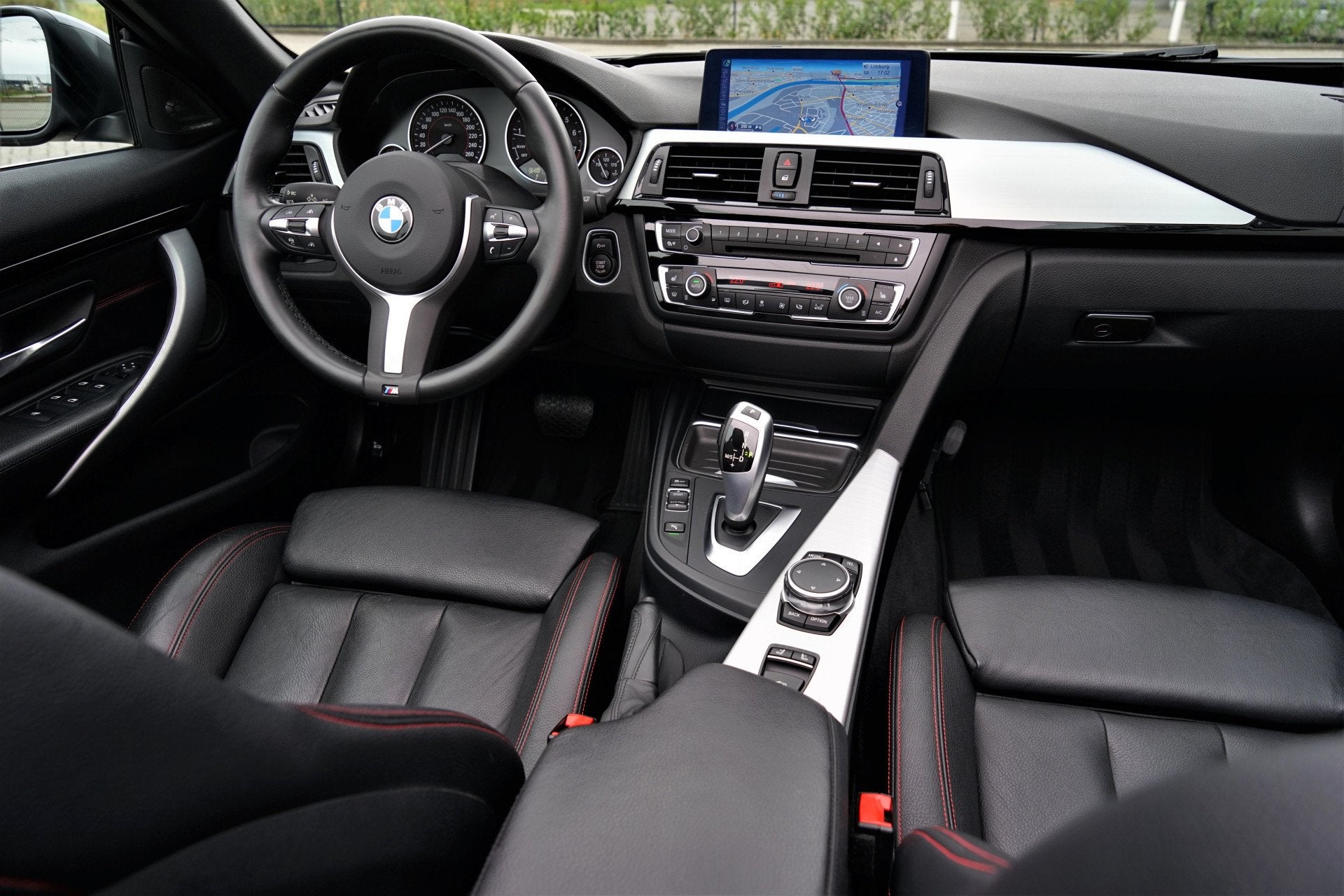 BMW 4 Serie Cabrio 428i M Sport Nekverwarming Trekhaak Harma, Auto's, Automaat, Gebruikt, Zwart, Cabriolet