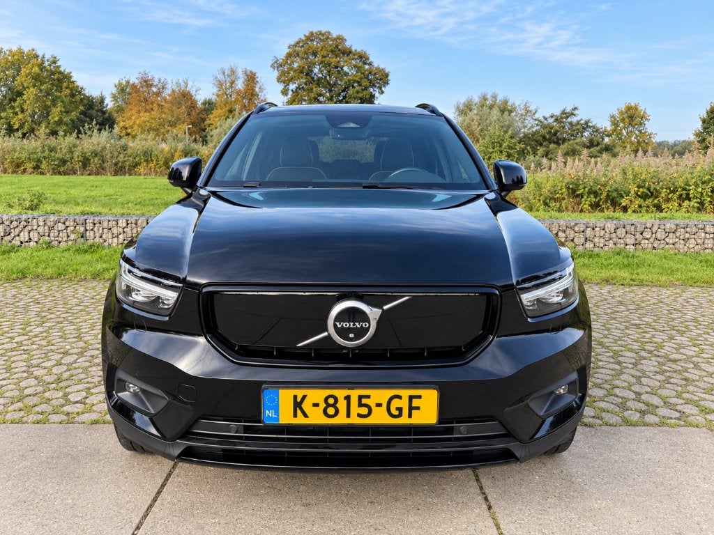 Volvo XC40 P8 408pk AWD Pure Electric Full optionPano 360CAM, Auto's, Dealer onderhouden, 40 min, Alcantara, Zwart
