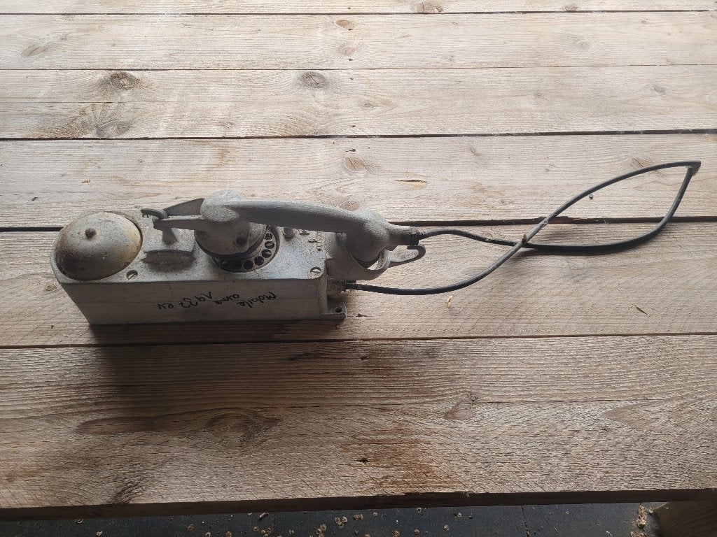 TELEFOON DUITSE KAZERNE, Verzamelen, Militaria | Tweede Wereldoorlog, Ophalen, Landmacht, Duitsland, Overige typen