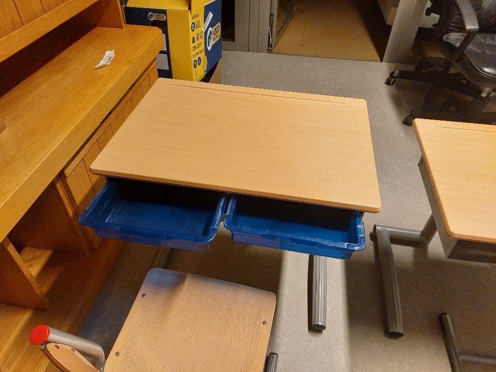 vintage schoolbankje met stoeltje ( 500364 ), Ophalen of Verzenden