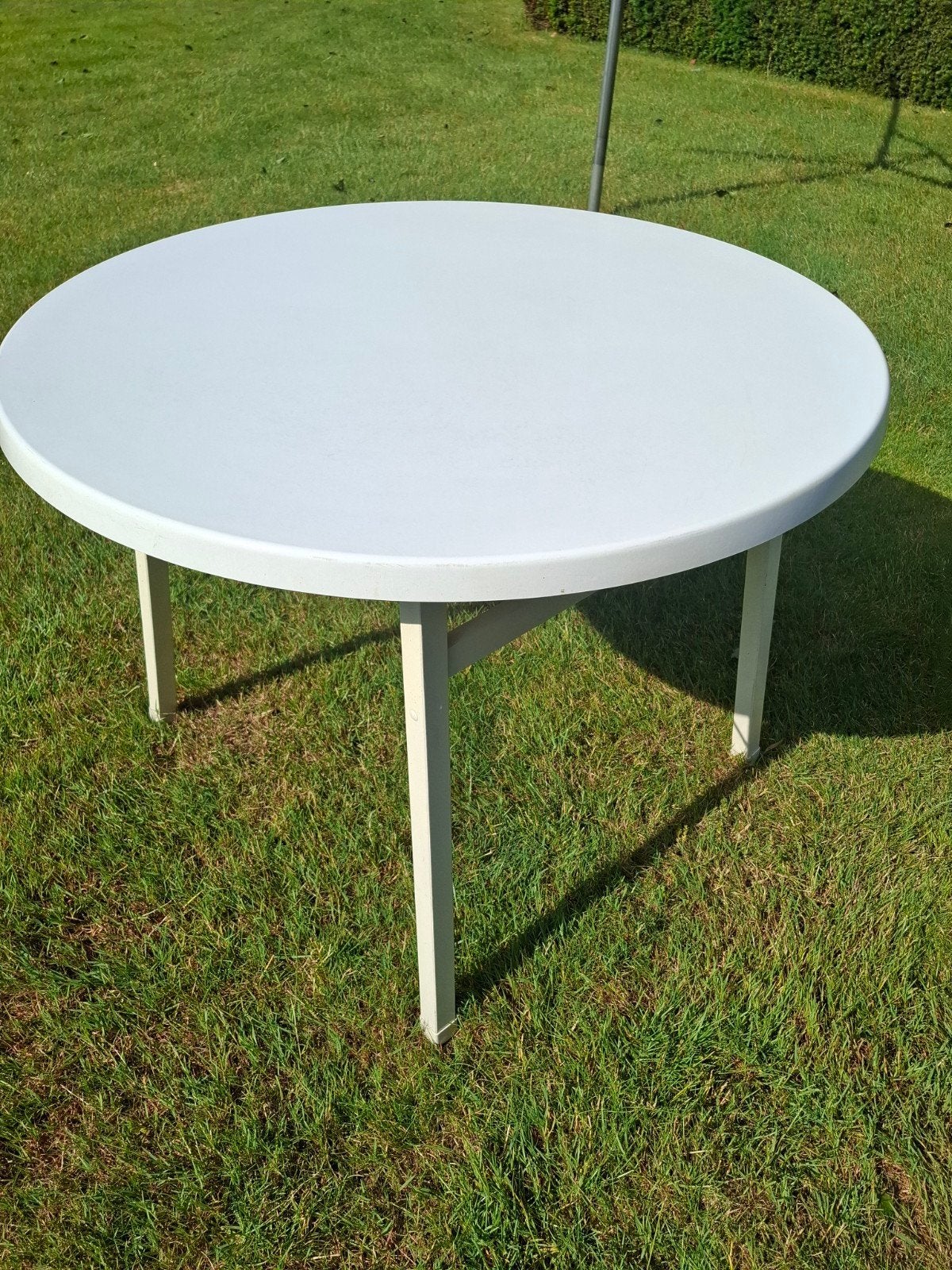 Ronde witte tuintafel, kunststofblad, inklapbaar., Ophalen, Rond, Kunststof