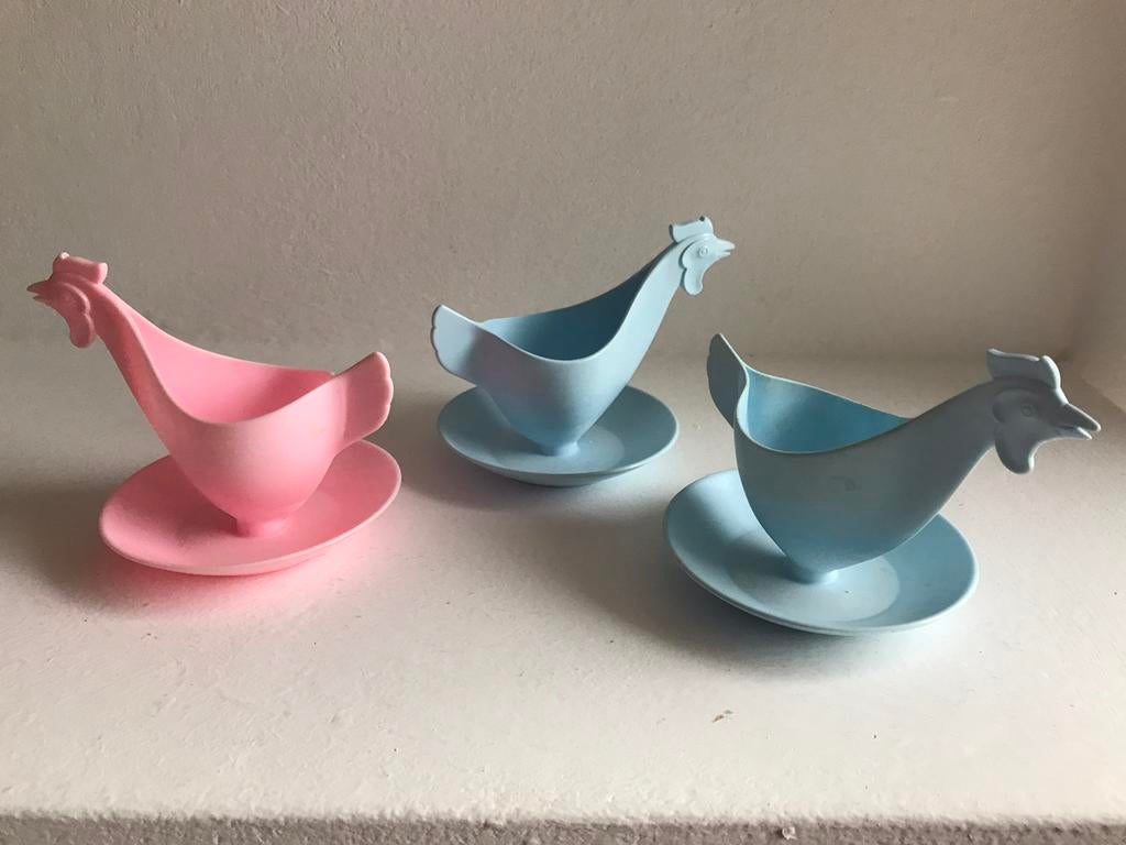 Sonja plastic kip eierdoppen jaren 60 GDR, Ophalen of Verzenden, Gebruikt