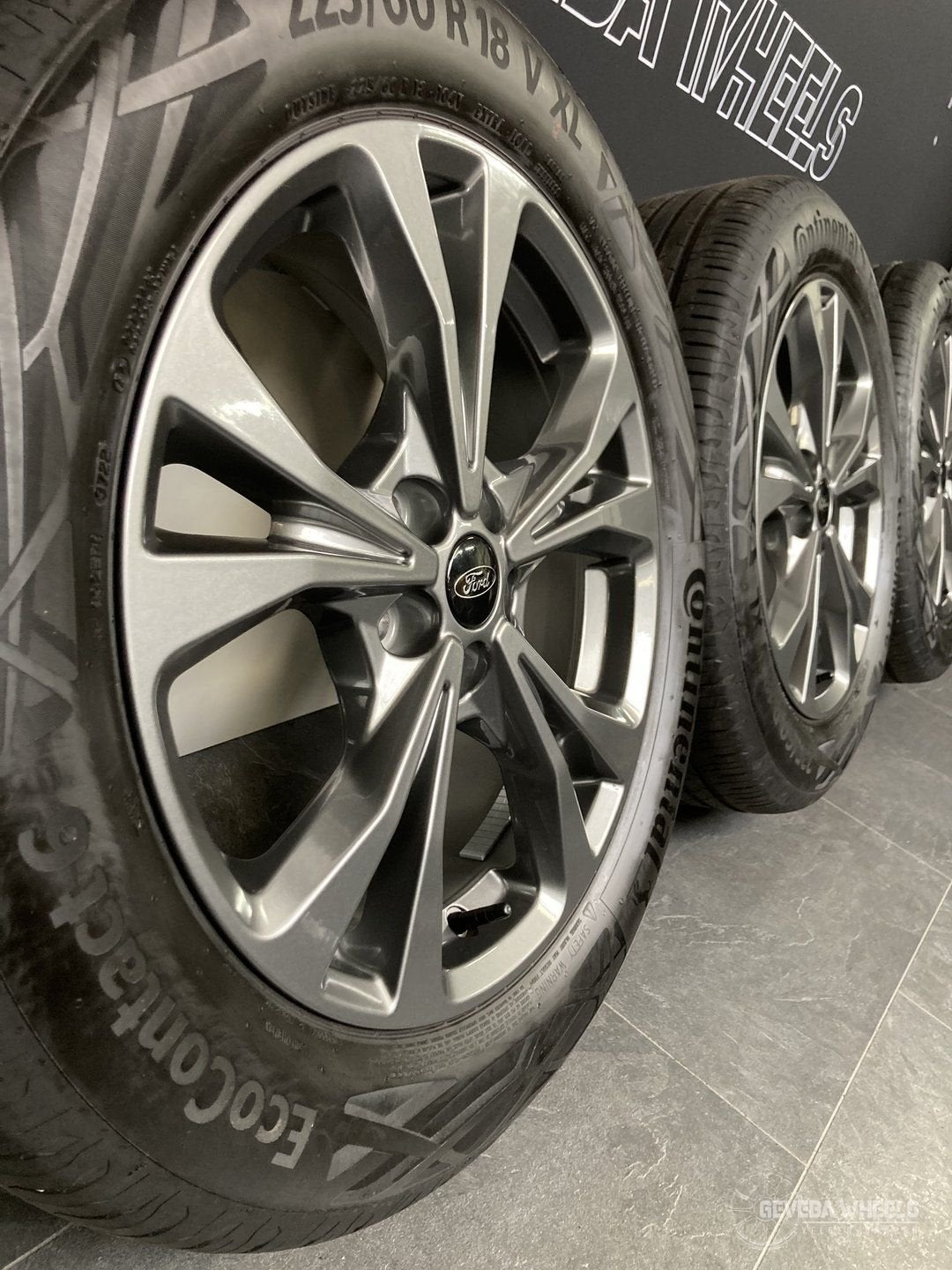 18” originele Ford Kuga III ST velgen banden 5x108 LV4C-N2B, Auto-onderdelen, Banden en Velgen, 18 inch, Gebruikt, -, -