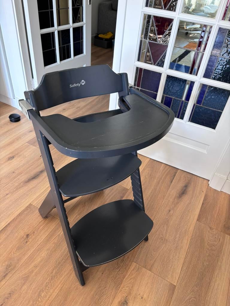 Safety First high chair, Kinderen en Baby's, Kinderkamer | Tafels en Stoelen, Ophalen, Stoel(en)