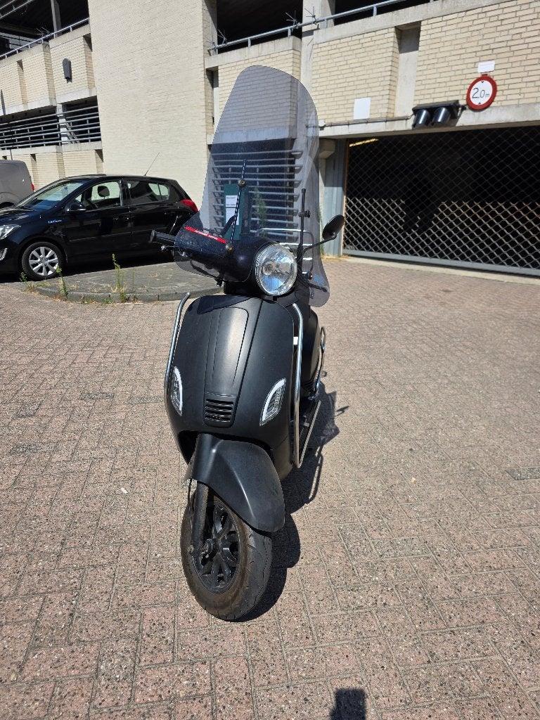 AGM VX50 Geel Kenteken - Zwart, Ophalen, Gebruikt, Maximaal 45 km/u, AGM