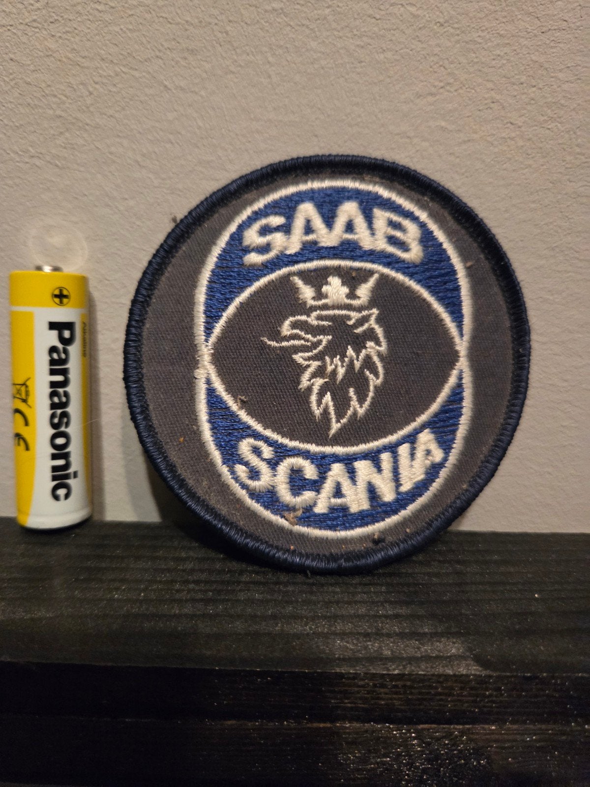 Vintage Saab Scania patch - Zeldzaam embleem, Verzenden, Nieuw, Auto's
