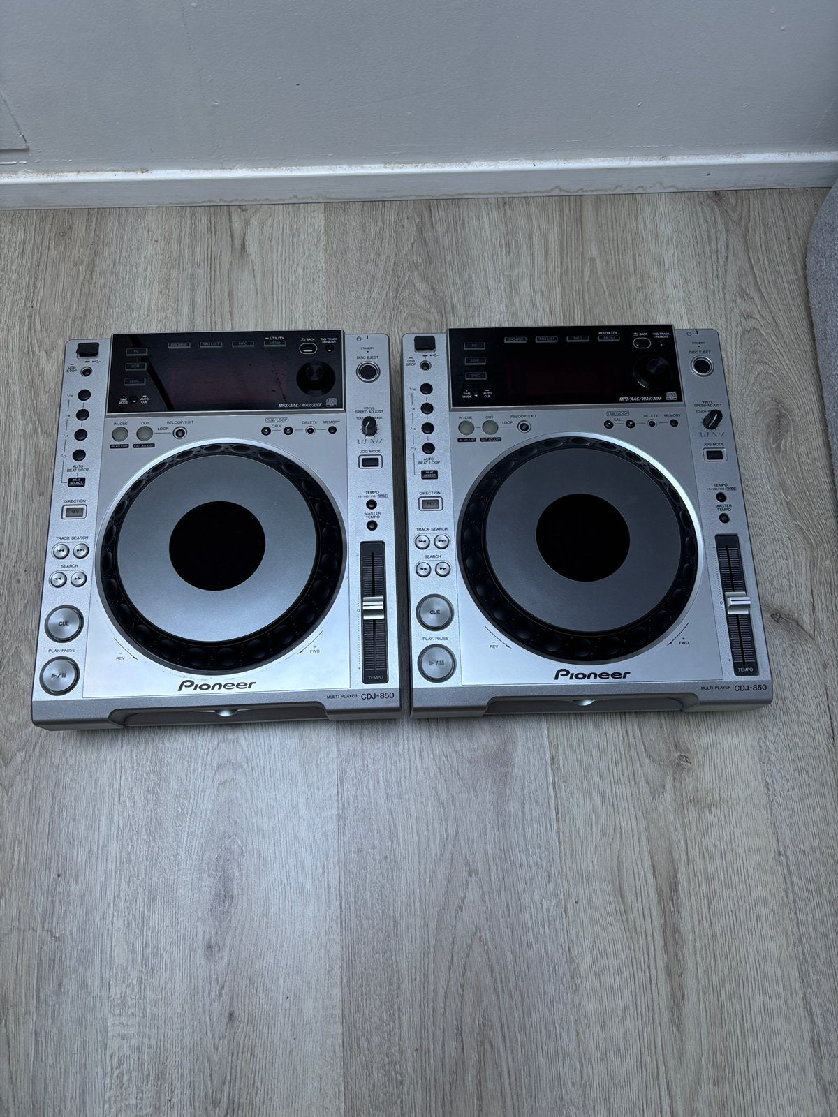 Pioneer CDJ 850 CD / USB spelers (draaitafels), Muziek en Instrumenten, Ophalen, Zo goed als nieuw, Draaitafel, Pioneer