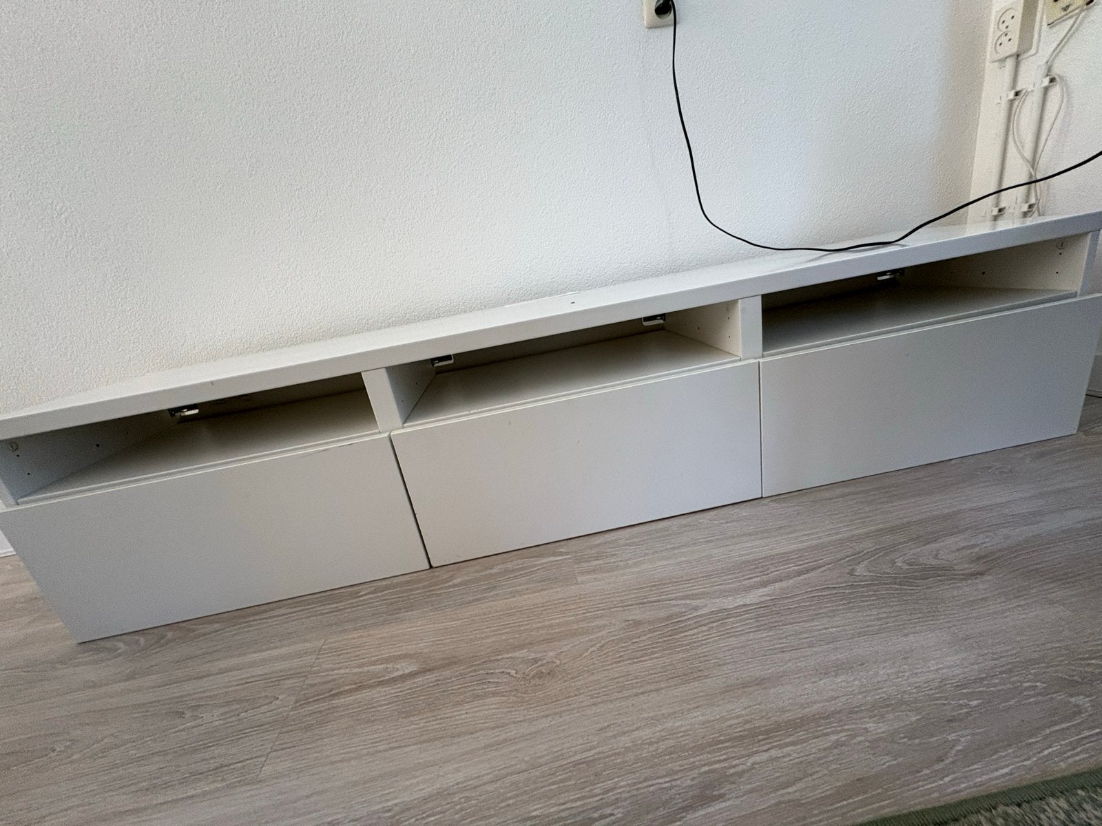 Ikea besta tv meubel hangend 180cm, Ophalen, Gebruikt, Wit, 150 tot 200 cm
