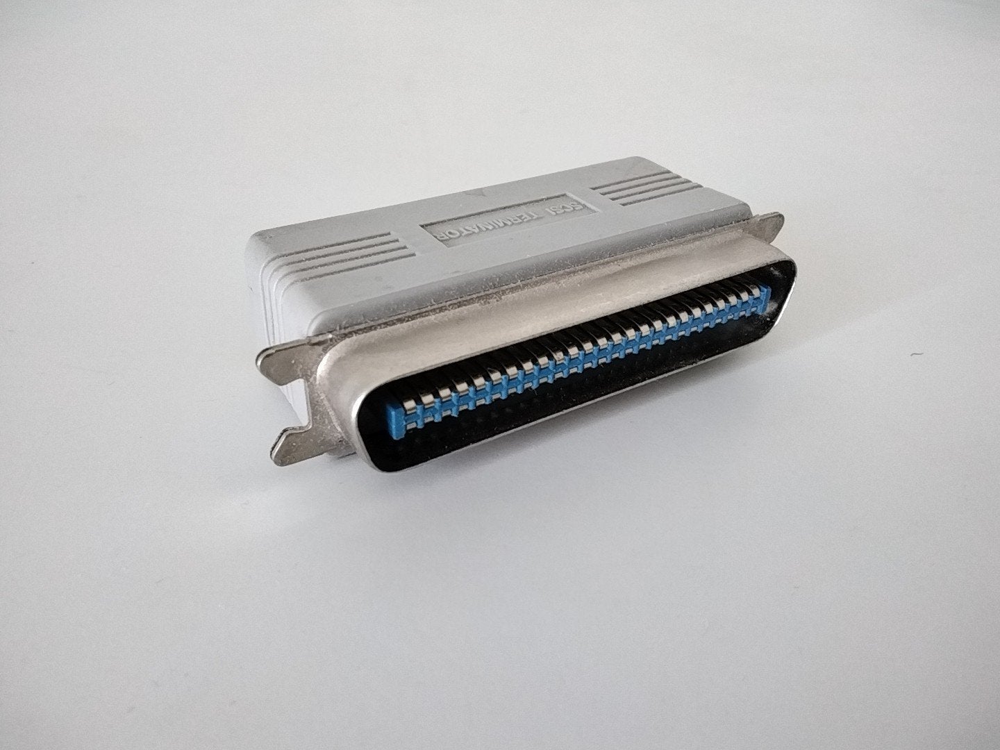 SCSI terminator, Ophalen of Verzenden