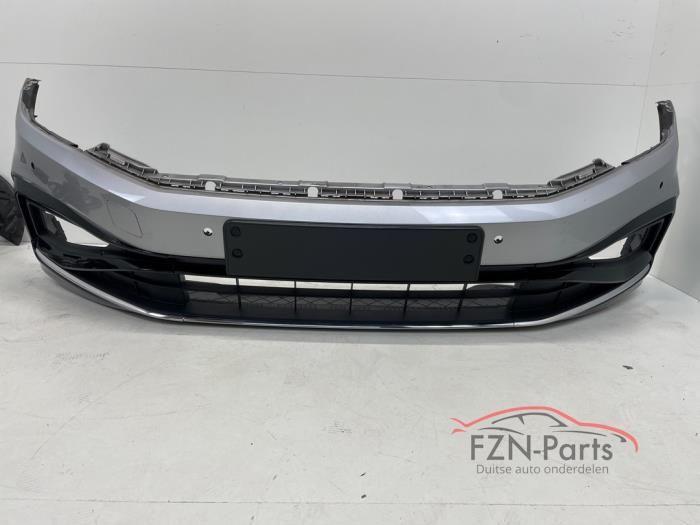 VW Passat B8 Facelift GTE R-Line Voorbumper 6PDC LB7S, Auto-onderdelen, Ophalen of Verzenden, Gebruikt, Voor, Bumper