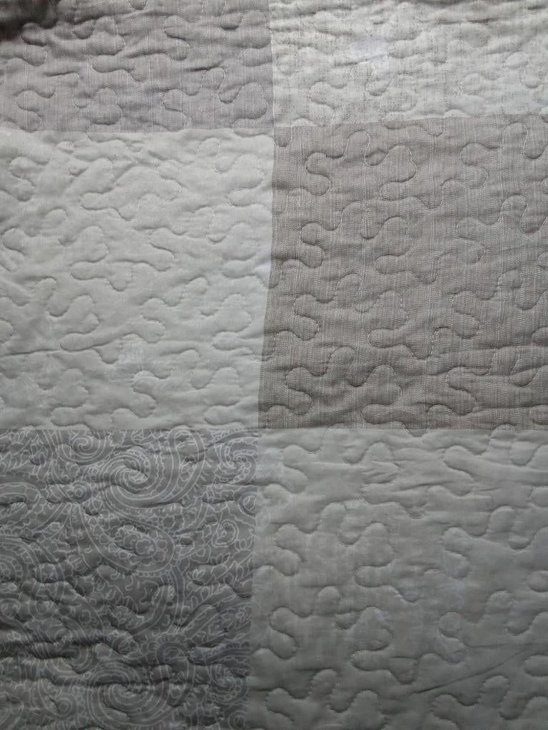 Sprei / doorgestikte deken 170x220 ecru/beige/grijs, Overige maten, Beige, Ophalen of Verzenden, Deken of Dekbed