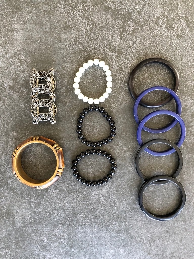 Armbanden = € 0,50 per stuk, Sieraden, Tassen en Uiterlijk, Armbanden, Verzenden, Gebruikt, Kunststof of Plastic