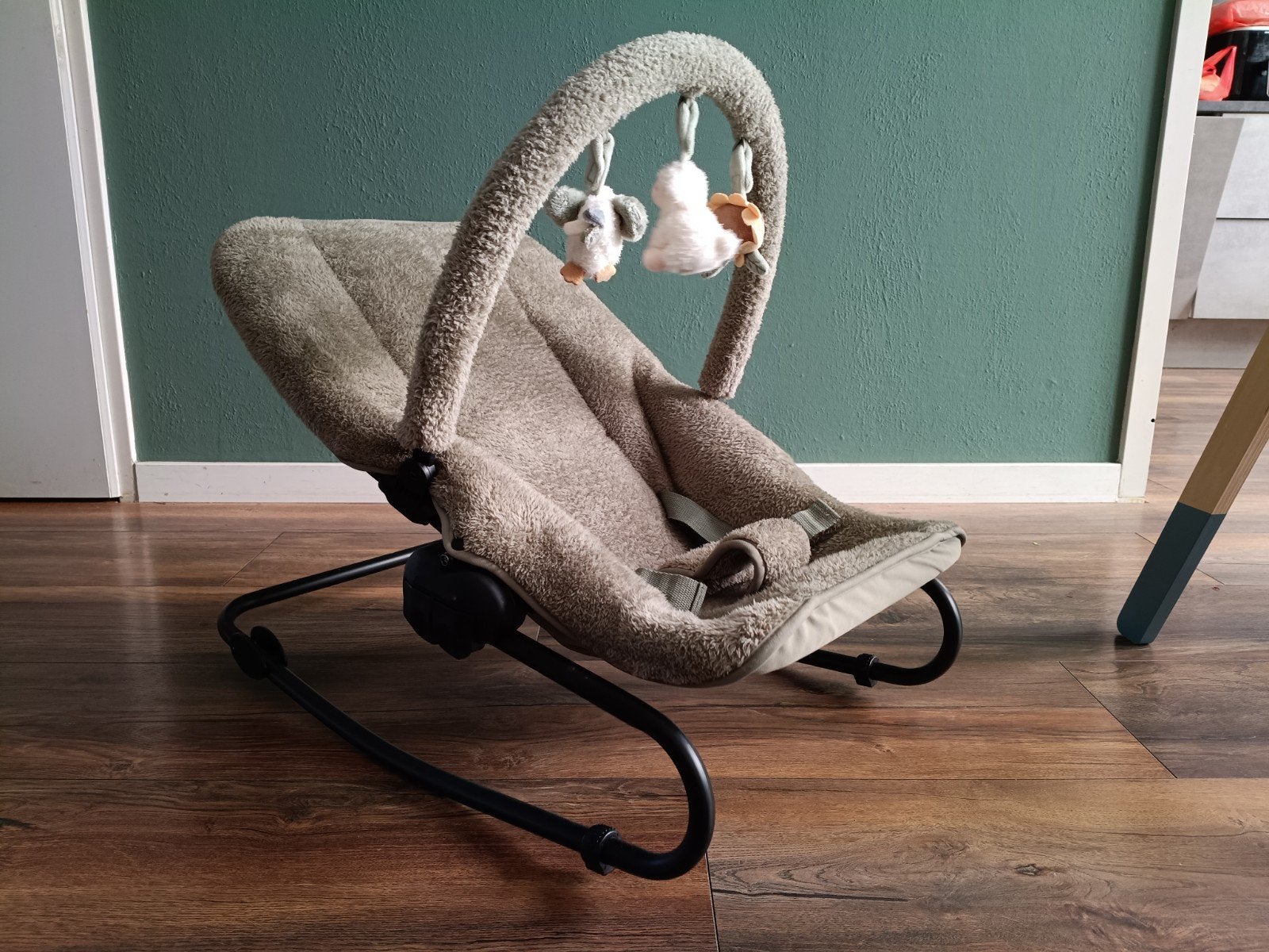 Little Dutch Wipstoel groen met Speelboog, Kinderen en Baby's, Wipstoeltjes, Ophalen of Verzenden