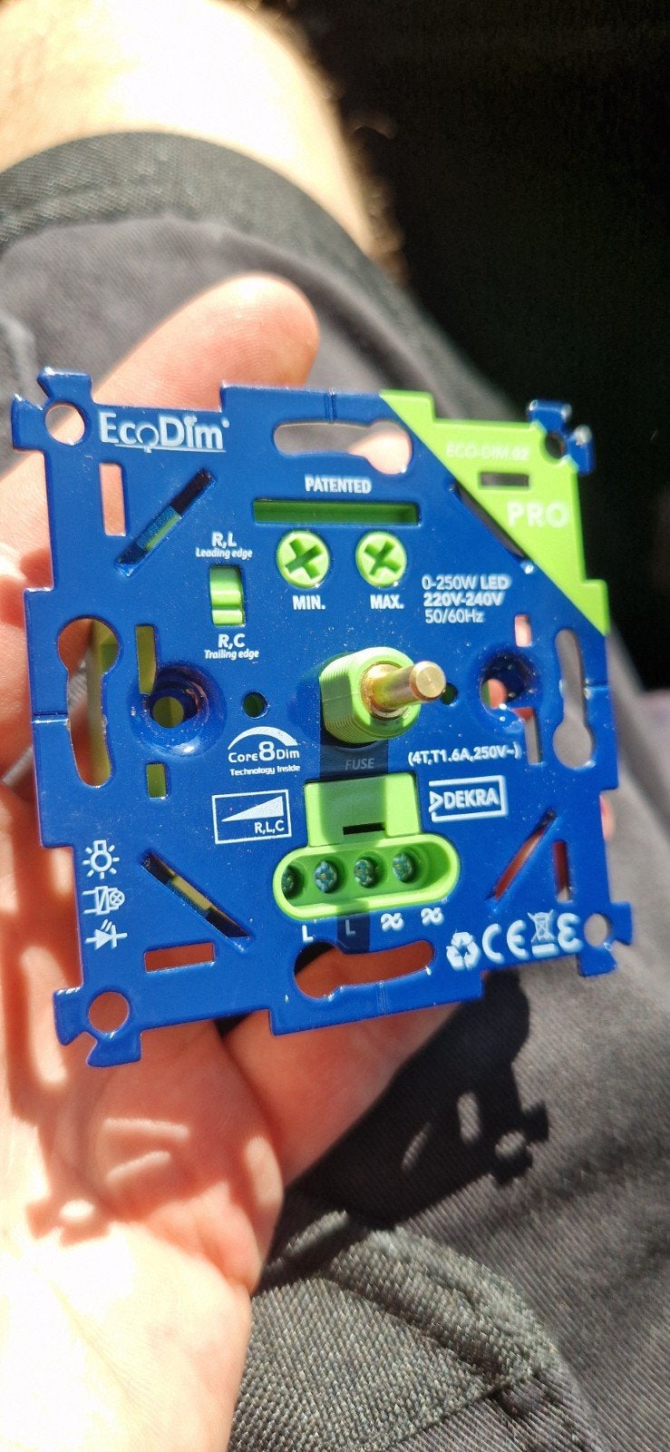 ecodim dimmer voor led lampen, Doe-het-zelf en Verbouw, Elektra en Kabels, Ophalen of Verzenden, Zo goed als nieuw, Overige typen