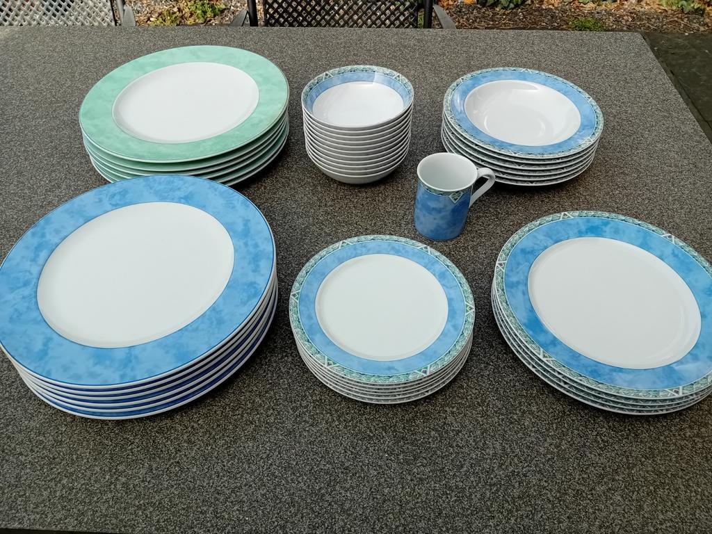 Borden en kommen Merison/Albert Heijn Arzberg NOOIT GEBRUIKT, Ophalen of Verzenden, Zo goed als nieuw, Bord(en), Overige stijlen