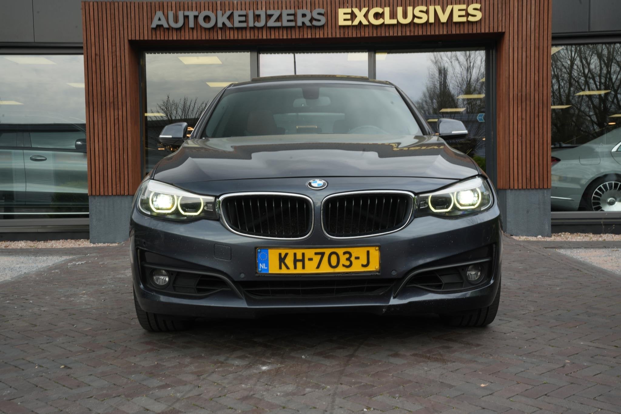 BMW 3-serie Gran Turismo 320i Centennial Executive Cruise co, Auto's, BMW, Automaat, 1998 cc, Gebruikt, Euro 6