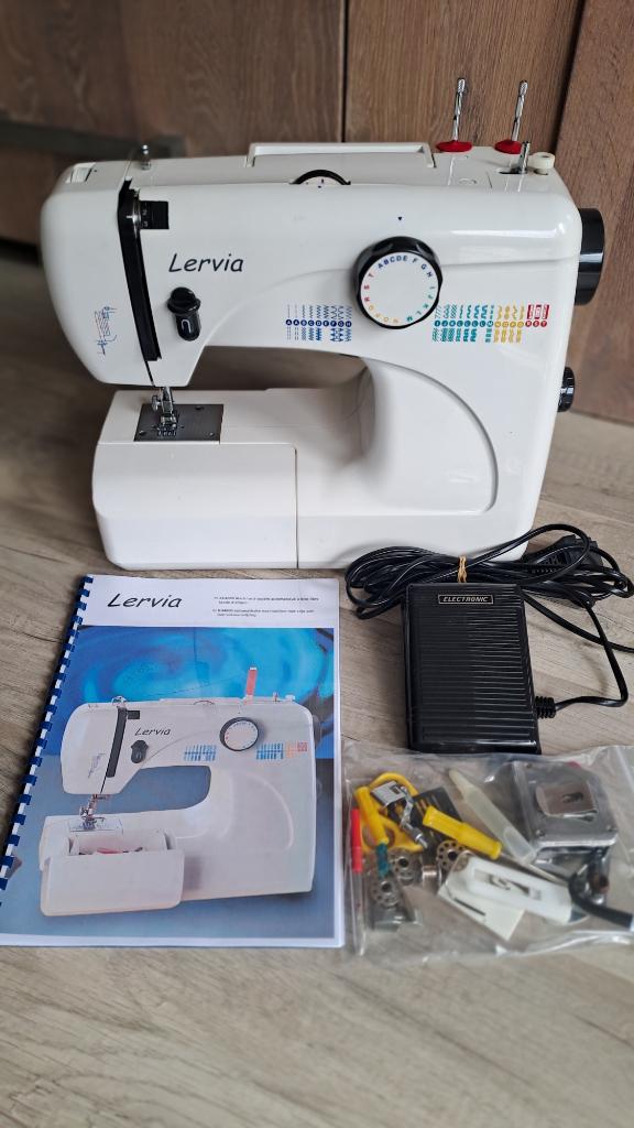 Naaimachine, Ophalen of Verzenden, Gebruikt, Naaimachine, Overige merken