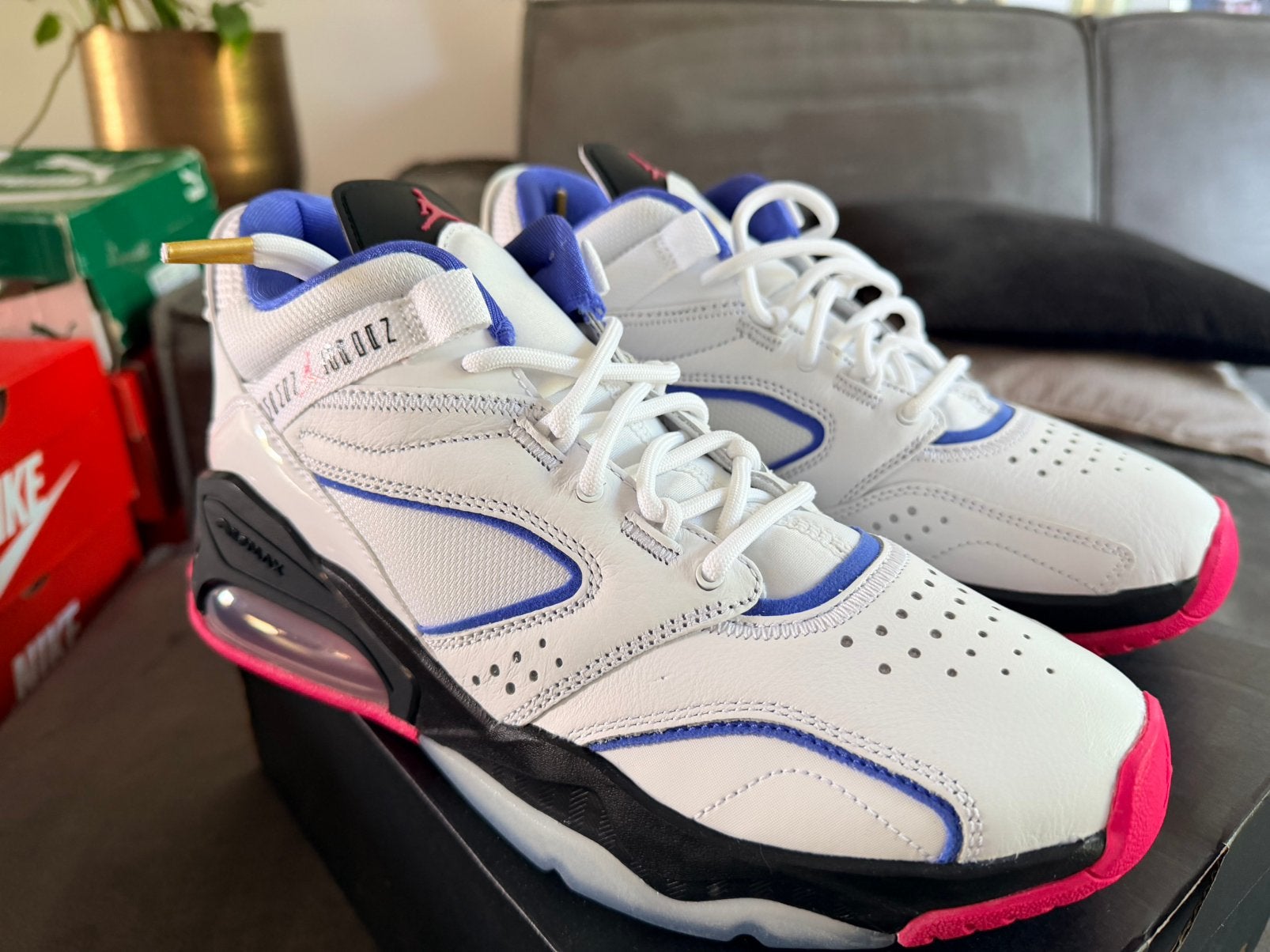 Nike Jordan point lane white/ rush pink medium blue 42,5, Ophalen of Verzenden, Nieuw, Schoenen